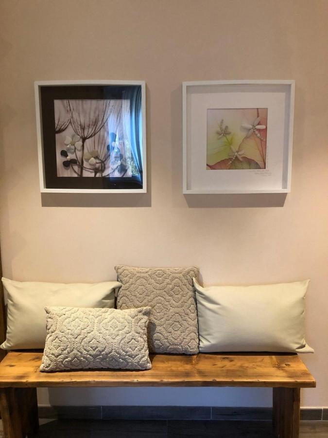コルナレード Hayloft Bed & Breakfast エクステリア 写真