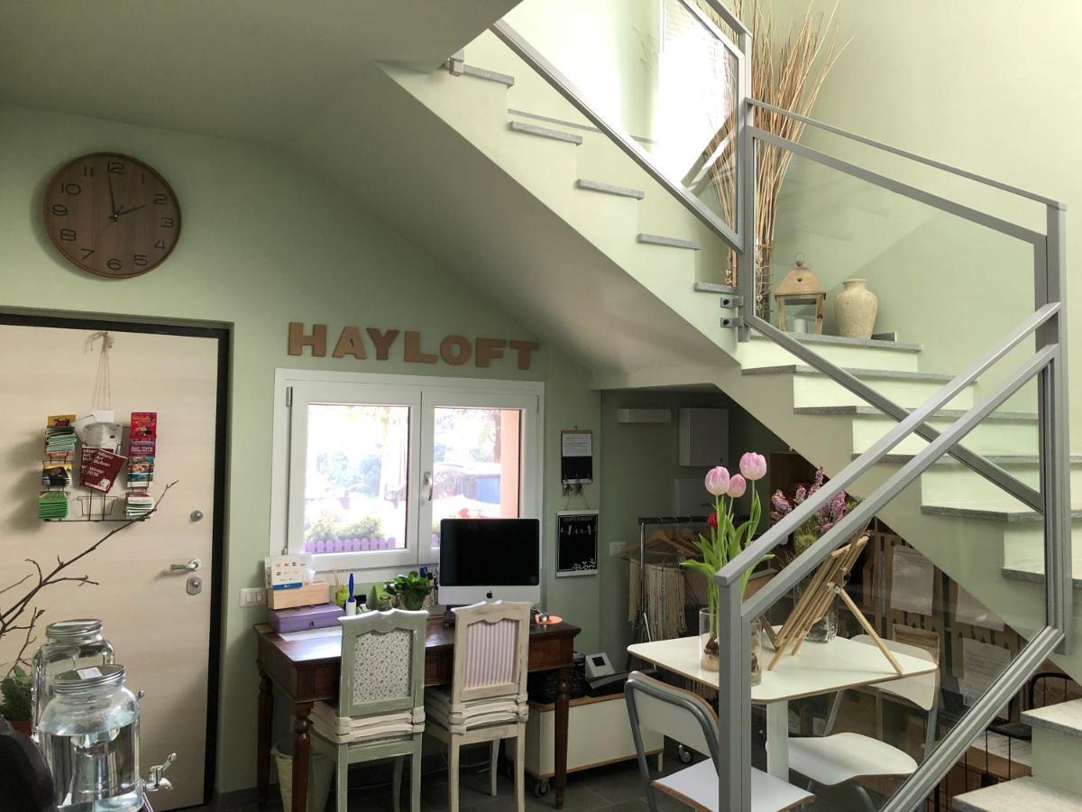 コルナレード Hayloft Bed & Breakfast エクステリア 写真